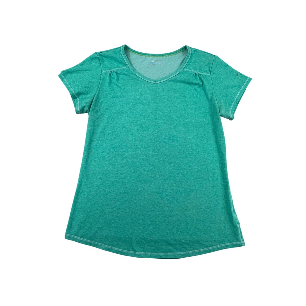 Columbia T shirt, cute pleaded accents. Size M gorpcore, Athleisure